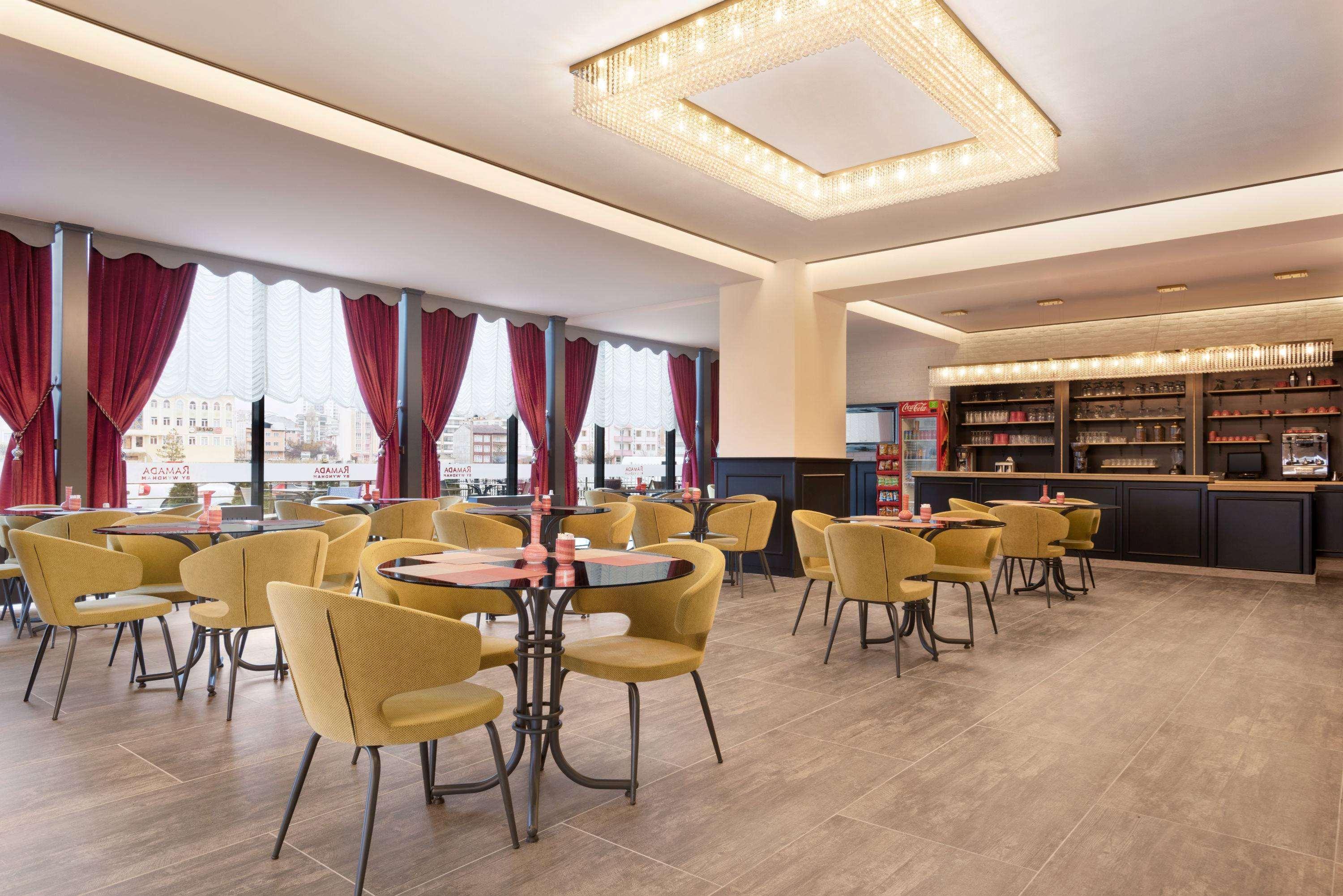 Hotel Ramada By Wyndham Sivas Zewnętrze zdjęcie