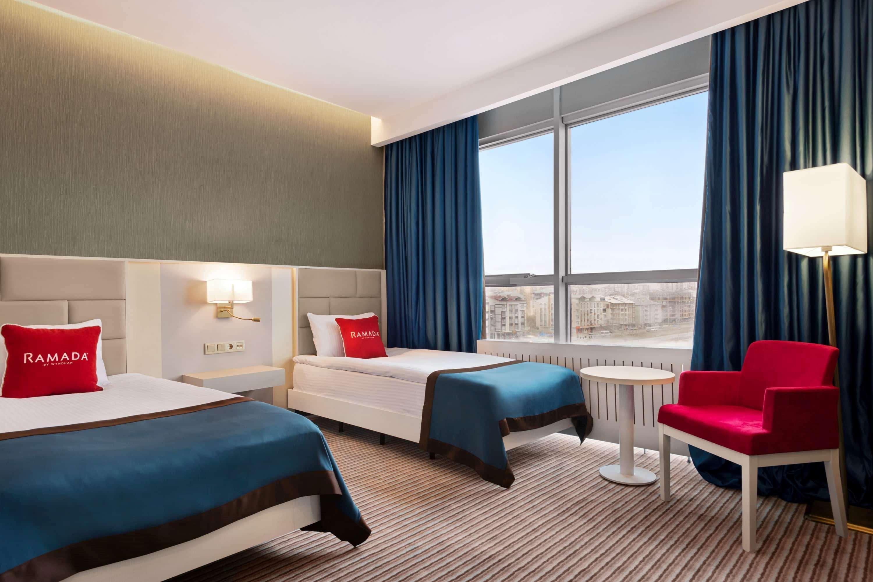 Hotel Ramada By Wyndham Sivas Zewnętrze zdjęcie