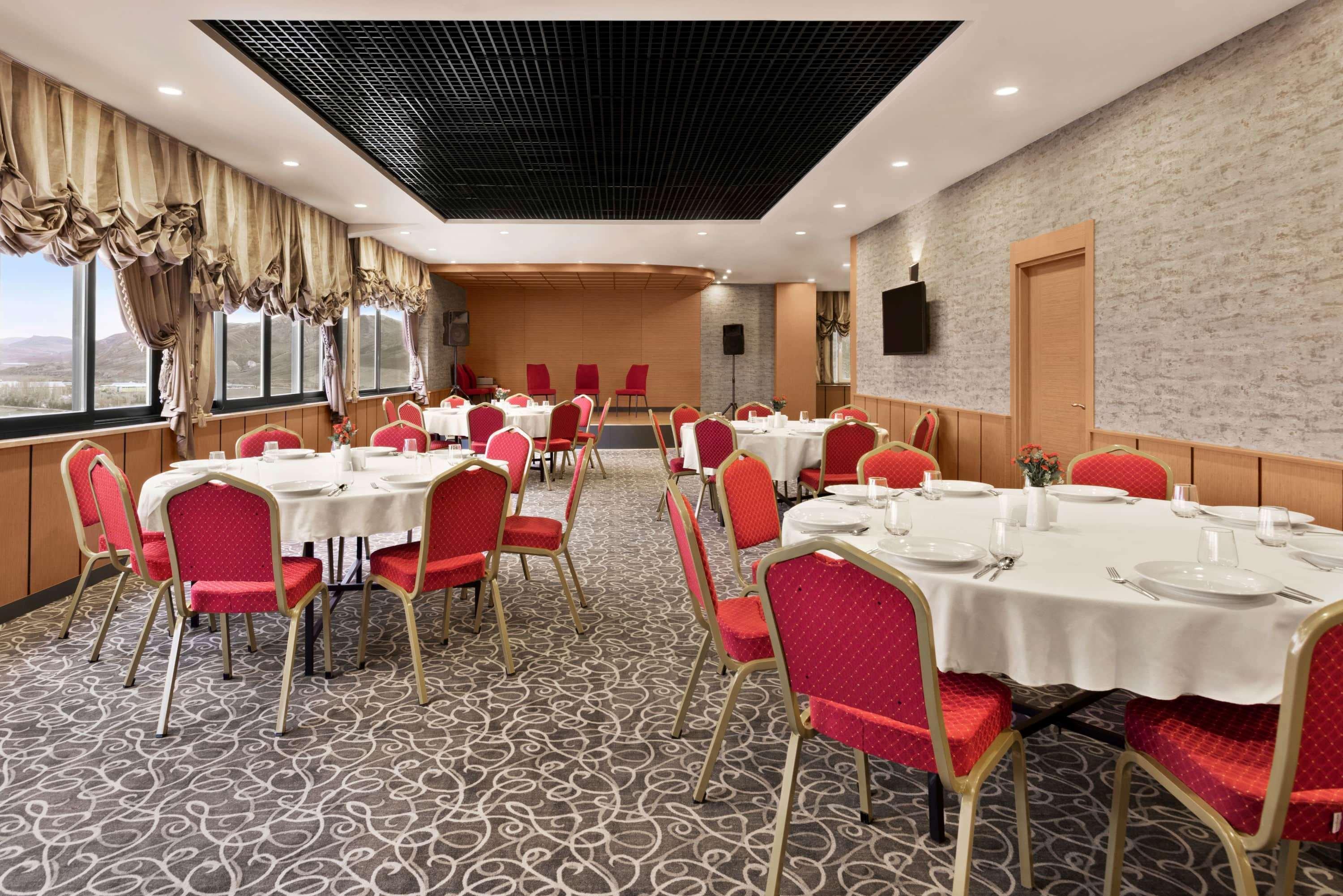 Hotel Ramada By Wyndham Sivas Zewnętrze zdjęcie