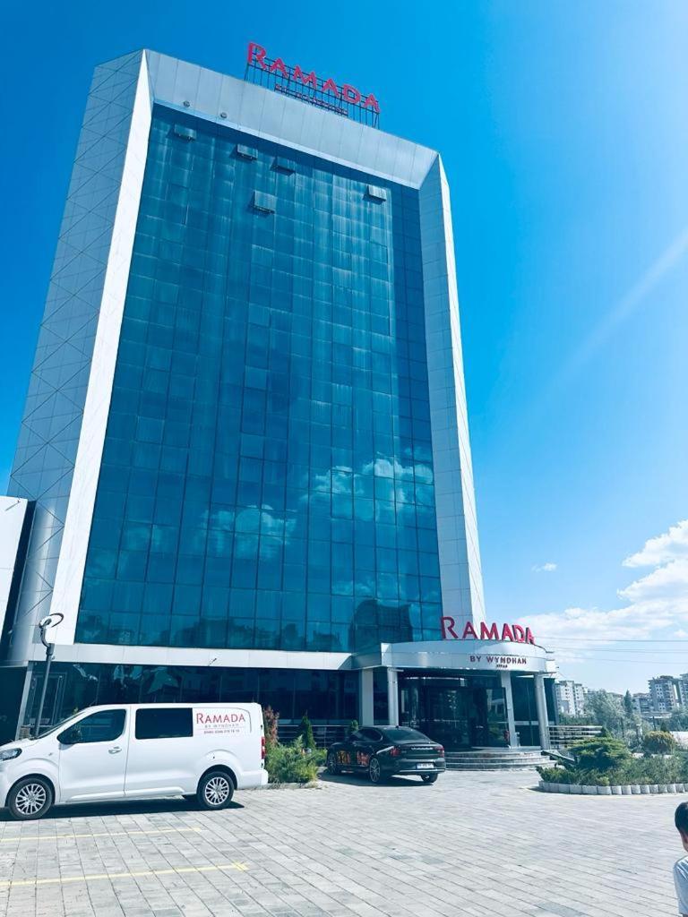 Hotel Ramada By Wyndham Sivas Zewnętrze zdjęcie